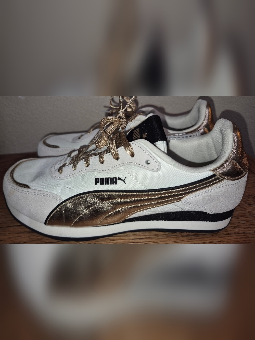 MWT's Puma Women's ST Miler Rose sneakers in white and gold Size 7 - Picture 2 of 5